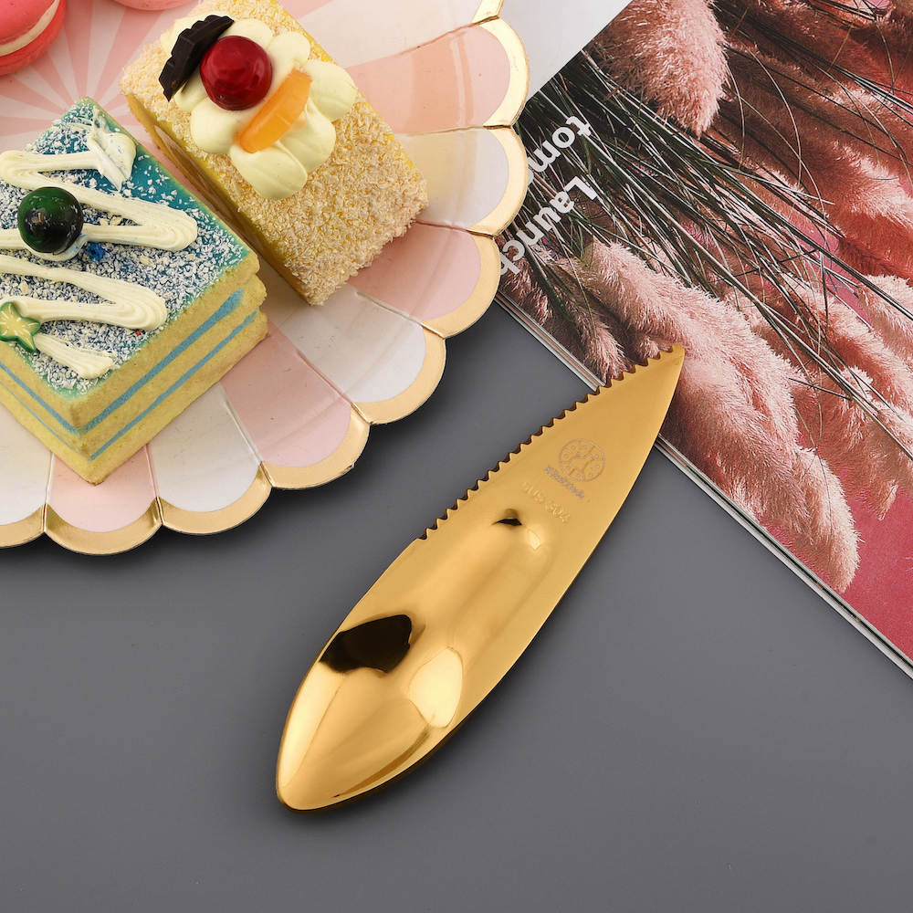 キウイ用ハーフカットスプーン（ゴールド）